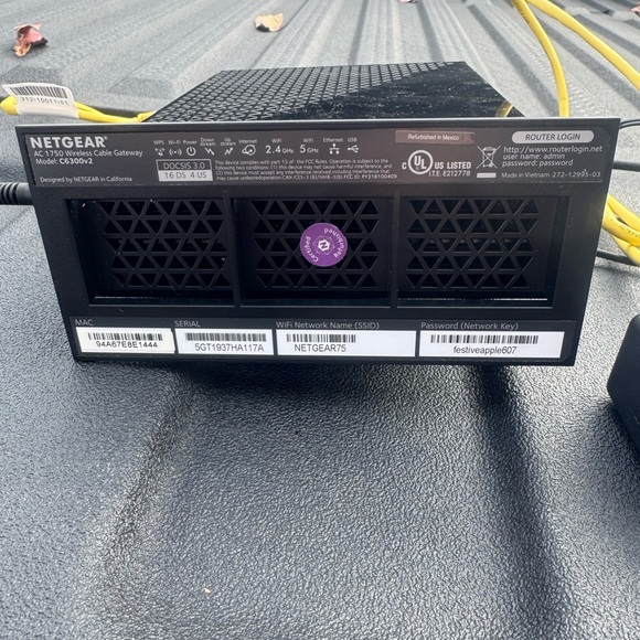 Netgear  Wireless Cable Gateway Route Model: C6300v2 - Picture 3 of 3